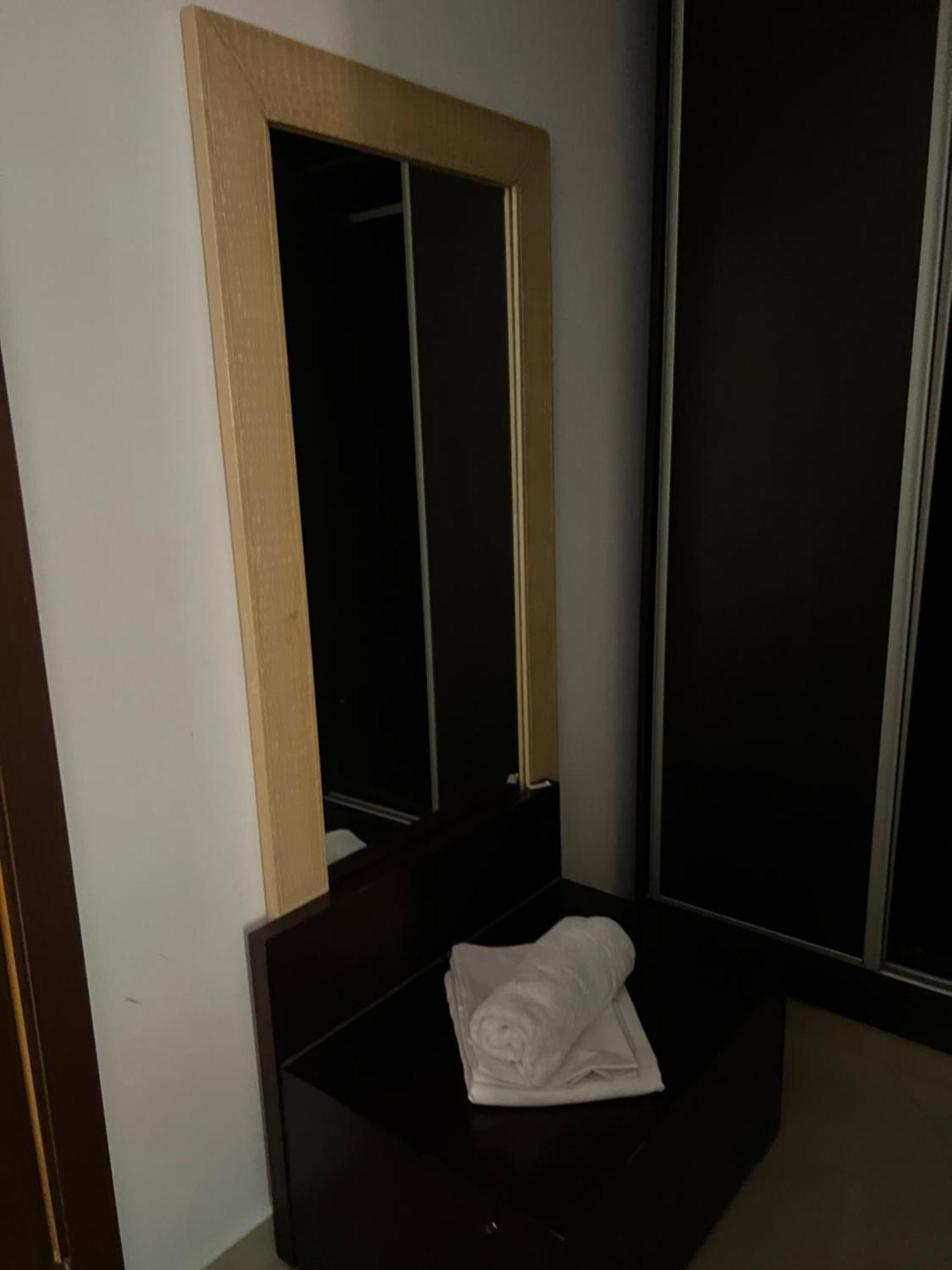 Guest House La Plaza Luanda Bagian luar foto